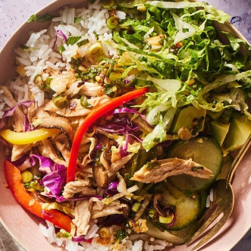 Ginger Scallion Chicken Bowls from www.whatsgabycooking.com (@whatsgabycookin)