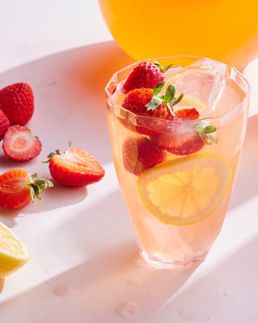 Pink Vodka Lemonade Cocktail