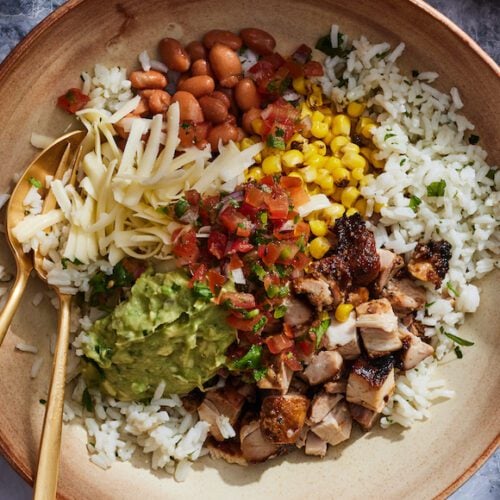 DIY Chipotle Burrito Bowl from www.whatsgabycooking.com (@whatsgabycookin)
