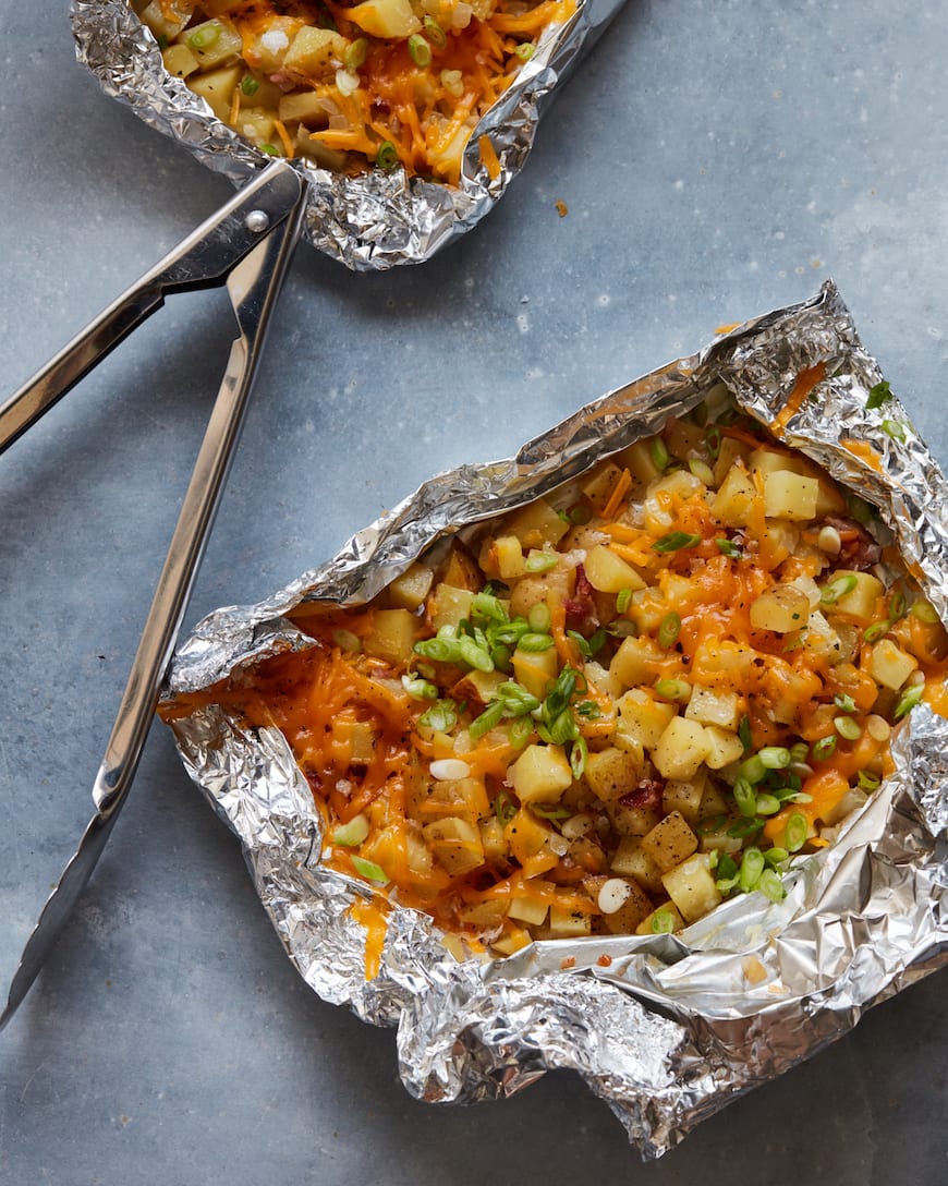 Loaded BBQ Potatoes from www.whatsgabycooking.com (@whatsgabycookin)